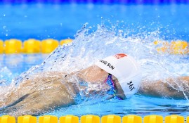 IM电竞体育博彩网站-爱德华兹赛后谦逊发言登热搜，本菲卡横扫AC米兰引发热议